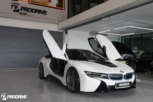 BMW i8 Crystal White Pearl Metallic by ProDrive on ADV.1 Wheels (ADV05 M.V2 CS) 2017 года